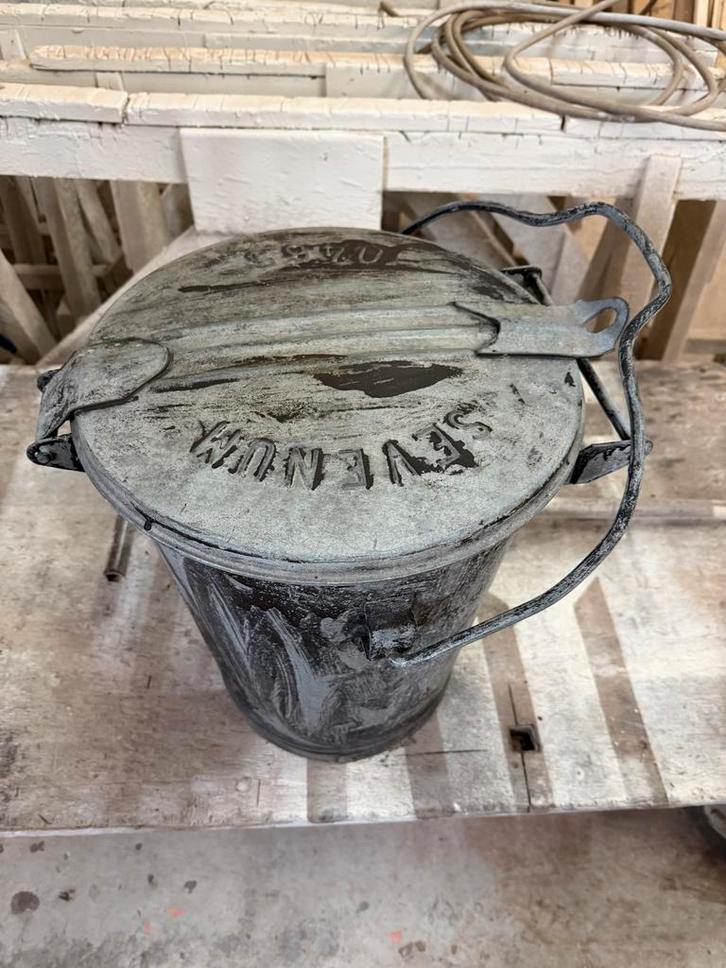 Vintage Zinken Vuilnisemmer met Deksel, Antiek en Kunst, Antiek | Woonaccessoires, Ophalen of Verzenden