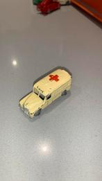 Lesney ambulance, Hobby en Vrije tijd, Modelauto's | 1:87, Ophalen of Verzenden, Gebruikt, Auto, Lesney