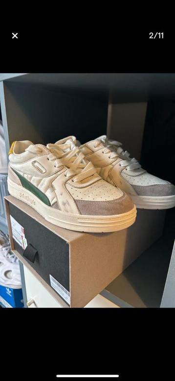 Sneakers van Palm Angels beschikbaar voor biedingen