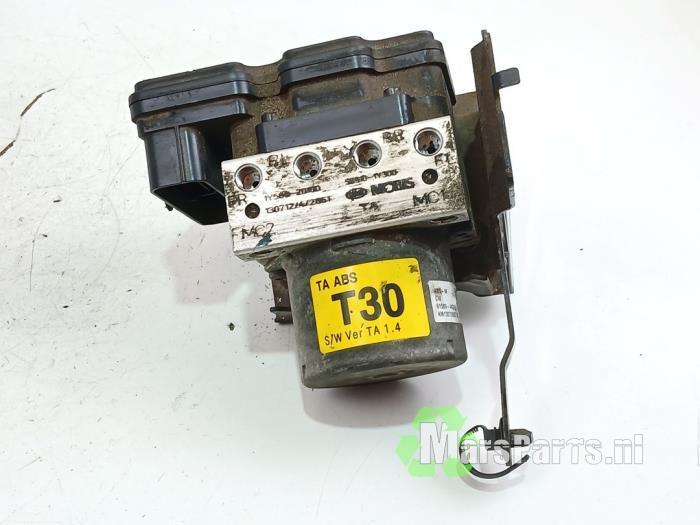 ABS Pomp van een Kia Picanto, Auto-onderdelen, Elektronica en Kabels, Kia, Gebruikt, 3 maanden garantie, Ophalen of Verzenden