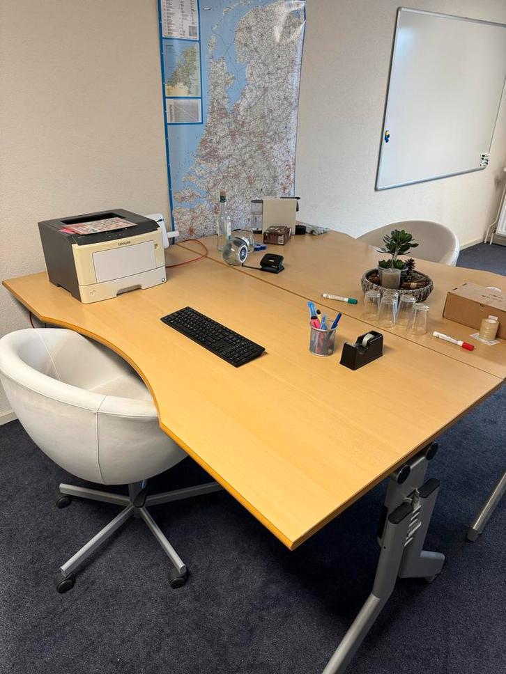 Kembo Bureau, 180x90cm, In Hoogte Verstelbaar - 3 stuks, Huis en Inrichting, Bureaus, Gebruikt, Bureau, In hoogte verstelbaar