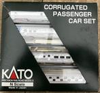 KATO #106-1502 ATSF SANTA FE CORRUGATED PASSENGER 4-CAR SET, Hobby en Vrije tijd, Modeltreinen | N-Spoor, Verzenden, Zo goed als nieuw