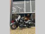 Harley-Davidson FLHCS Heritage Softail Classic 114 (bj 2020), Motoren, Bedrijf, 2 cilinders, Chopper