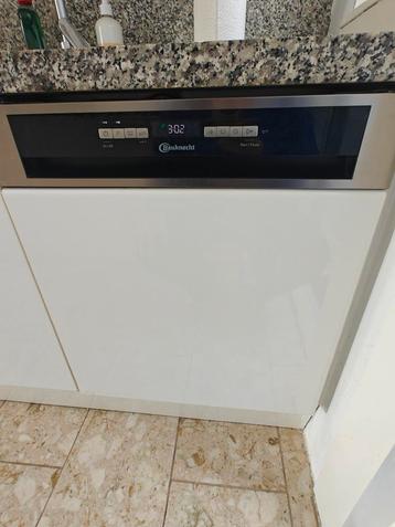 Bauknecht vaatwasser  beschikbaar voor biedingen