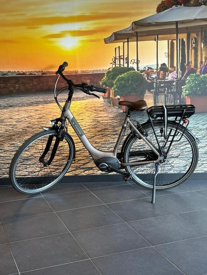 ❗️Gazelle paris C7 Bosch motor 53 cm❗️, Fietsen en Brommers, Elektrische fietsen, Zo goed als nieuw, Gazelle, 51 tot 55 cm, 50 km per accu of meer