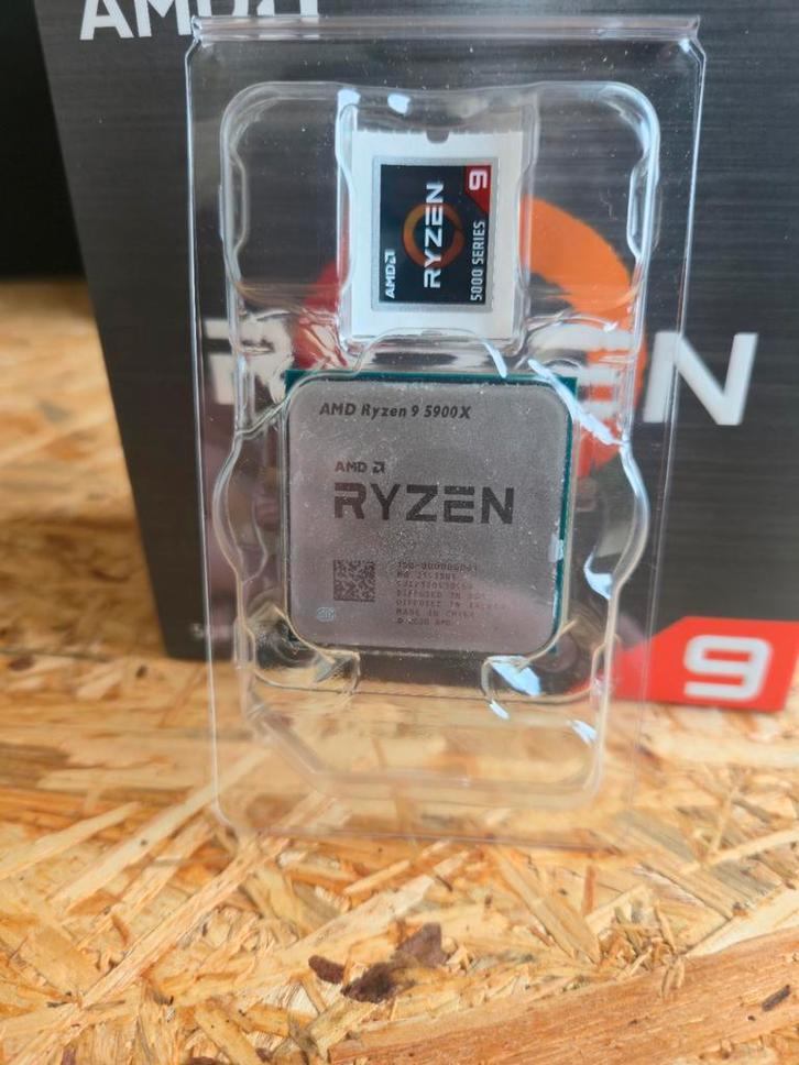 Ryzen 9 5900X, Computers en Software, Processors, Zo goed als nieuw, 12-core, 4 Ghz of meer, Ophalen of Verzenden