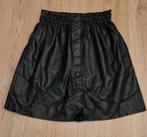 Dames leatherlook rok Zara maat M zgan *l, Kleding | Dames, Maat 38/40 (M), Ophalen of Verzenden, Zo goed als nieuw, Boven de knie