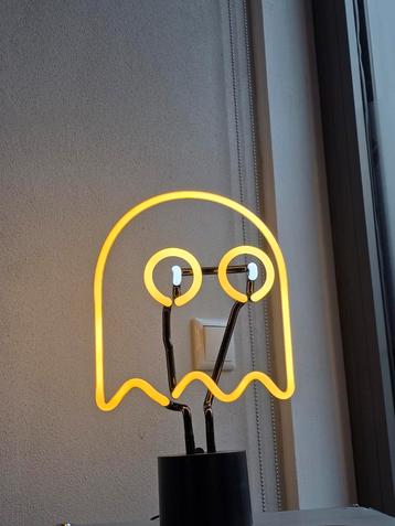 Pacman Neon Lamp nieuw in doos beschikbaar voor biedingen