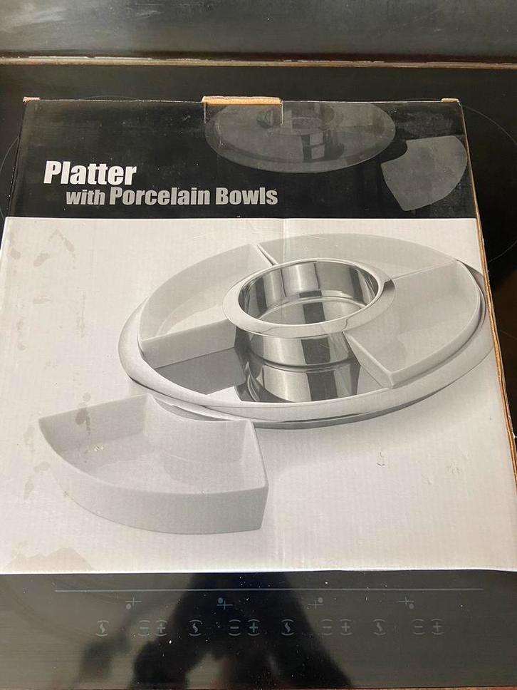 RVS Tafel hapjes platter met porseleinen schalen, Huis en Inrichting, Keuken | Potten en Pannen, Zo goed als nieuw, Rvs, Ophalen of Verzenden