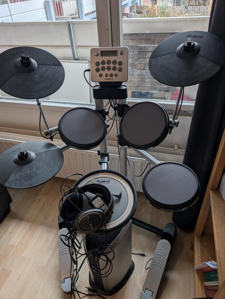 Roland HD-3 Elektronisch drumstel met pm-03 en headphones, Muziek en Instrumenten, Drumstellen en Slagwerk, Zo goed als nieuw