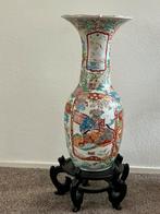 Grote oide chinese aardewerk vaas op hooten Console Kunst, Antiek en Kunst, Antiek | Vazen, Ophalen