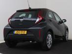 Toyota Aygo X Hybrid 115 play (bj 2025, automaat), Auto's, Toyota, Stof, 4 stoelen, 116 pk, Zwart