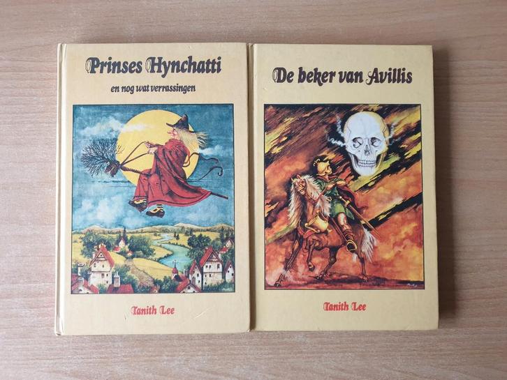 Tanith Lee - De Beker van Avillis & Prinses Hynchatti (HC), Boeken, Fantasy, Gelezen, Ophalen of Verzenden