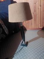 Mooie schemerlamp met okergeel kap, Ophalen of Verzenden, Zo goed als nieuw, Metaal, Minder dan 50 cm