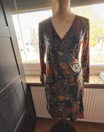 Prachtige jurk van Melvin fluweel, Kleding | Dames, Ophalen of Verzenden, Zo goed als nieuw, Zwart, Onder de knie