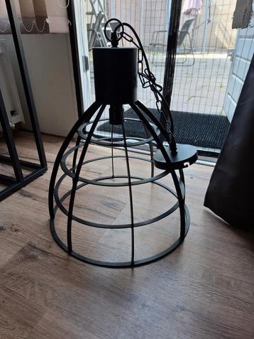 Industriële Hanglamp beschikbaar voor biedingen