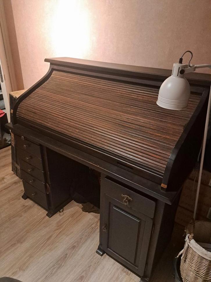 Antiek bureau met rolluik, Huis en Inrichting, Bureaus, Gebruikt, Ophalen of Verzenden