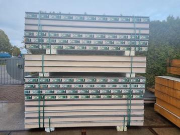 Panelen 15 x 2500 x 120 dik  beschikbaar voor biedingen