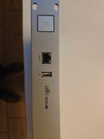 Unifi USG Pro Router - Krachtige Netwerkbeveiliging, Ophalen of Verzenden, Gebruikt, Router, Ubiquiti