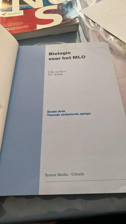 E.M. van Hove - Biologie voor het MLO, Boeken, Schoolboeken, Zo goed als nieuw, Biologie, Overige niveaus, Ophalen of Verzenden