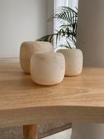 White Alabaster, Overige materialen, Ophalen of Verzenden, Zo goed als nieuw, Crème