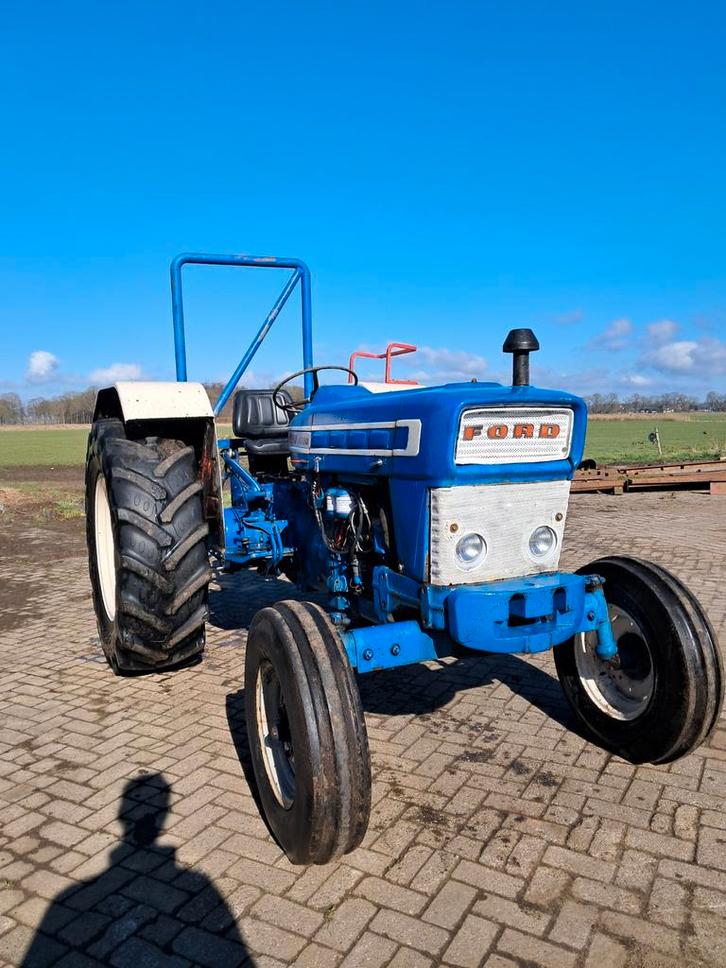 Nette ford 4000 met kenteken, Zakelijke goederen, Agrarisch | Tractoren, 5000 tot 7500, Ford, tot 80 Pk, Gebruikt, Ophalen of Verzenden