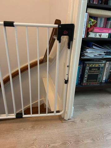 A3 SafetyDoor Traphek Wit (verstelbaar) beschikbaar voor biedingen