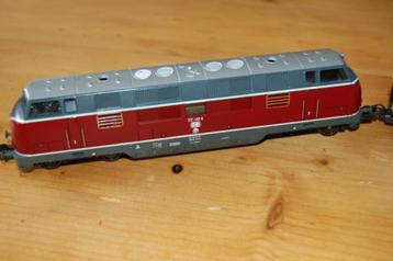 Lima diesel locomotief DB 221 149-8 +  wagon beschikbaar voor biedingen