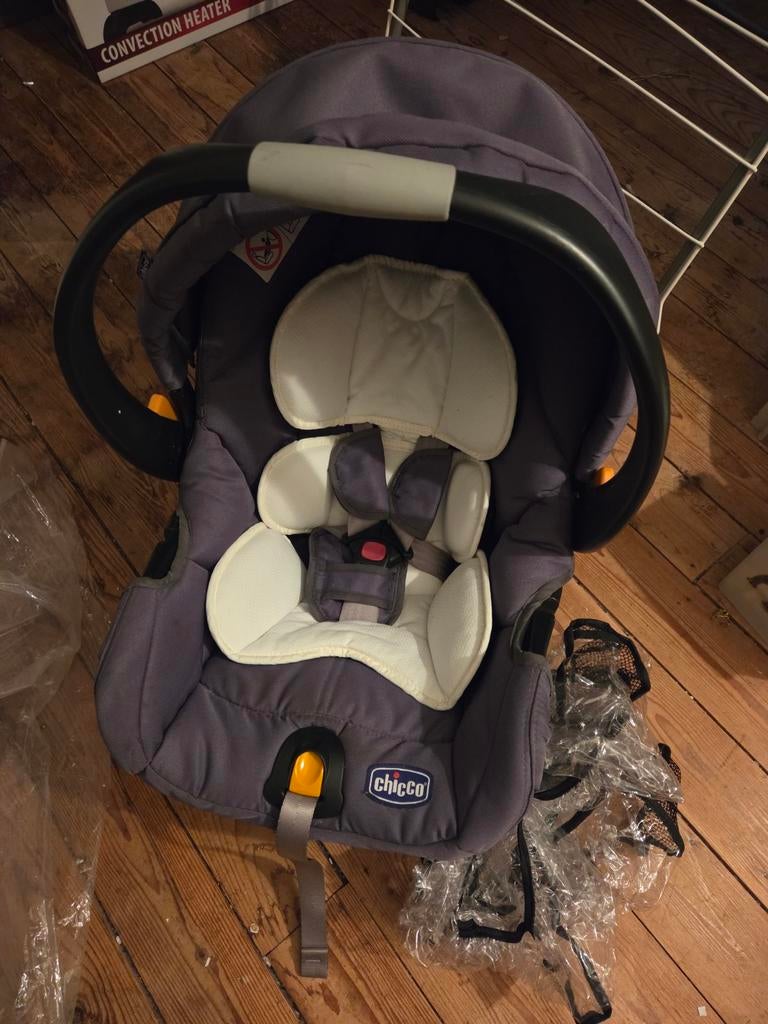 Autostoel chicco, 9 t/m 18 kg, Ophalen of Verzenden, Chicco, Gebruikt