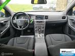 Volvo V60 1.6 T3 Kinetic Automaat!, Gebruikt, 4 cilinders, 150 pk, Blauw
