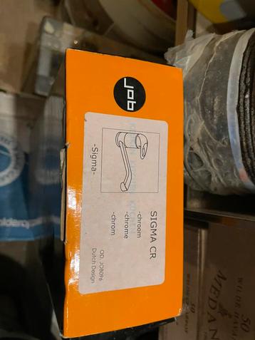 Keuken kraan beschikbaar voor biedingen