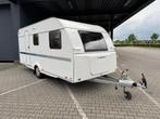 Adria Aviva 472 LU met lengtebedden, Bedrijf, Treinzit, Adria, 6 tot 7 meter