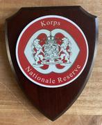 Korps Nationale Reserve wapenschildje, Verzamelen, Verzenden, Landmacht, Nederland, Embleem of Badge