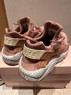 Schoenen Nike en Puma maat 40 en 38, Ophalen of Verzenden, Zo goed als nieuw, Overige kleuren