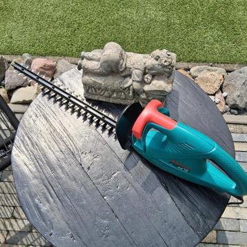 elektrische heggenschaar beschikbaar voor biedingen