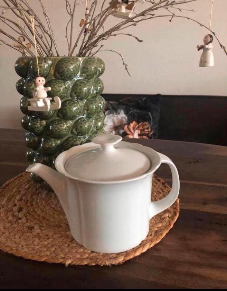 💝 Vintage ARZBERG CORSO theepot wit, Huis en Inrichting, Keuken | Servies, Zo goed als nieuw, Overige typen, Effen, Porselein