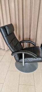 Relax fauteuil  draaiend  en voetbankje, Ophalen, Zo goed als nieuw, 1000 watt of meer