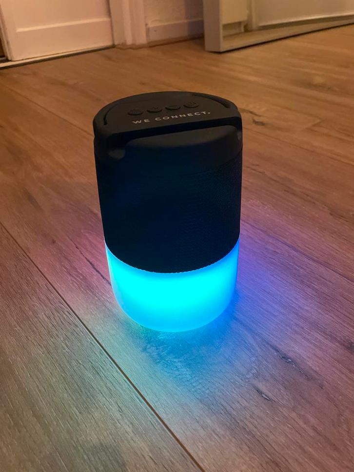 Luidspreker met LED verlichting | WE CONNECT., Audio, Tv en Foto, Luidsprekers, Gebruikt, Overige typen, 60 tot 120 watt, Overige merken