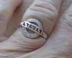 zilveren meander ring met heldere steentjes [174], Verzenden, Zo goed als nieuw, 17 tot 18, Dame