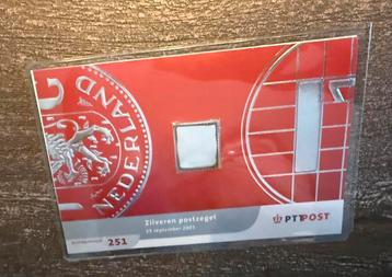 Zilveren postzegel mapje 251 beschikbaar voor biedingen