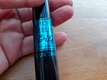 Monsieur Big lancôme mascara zwart waterproof beschikbaar voor biedingen