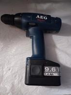 Complete Boormachine merk AEG te koop, Doe-het-zelf en Verbouw, Gereedschap | Boormachines, Ophalen of Verzenden, Zo goed als nieuw