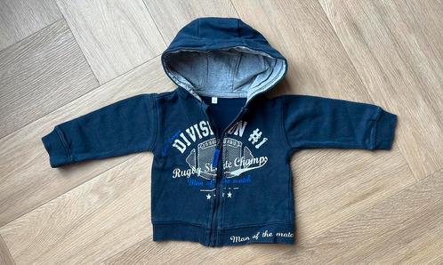 Vestje met capuchon, donkerblauw, maat 80, Kinderen en Baby's, Babykleding | Maat 80, Gebruikt, Jongetje, Truitje of Vestje, Ophalen of Verzenden