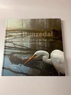 Het Hunzedal: Wedergeboorte beekdallandschap, Ophalen of Verzenden, Zo goed als nieuw, Wandel- of Recreatiegebieden