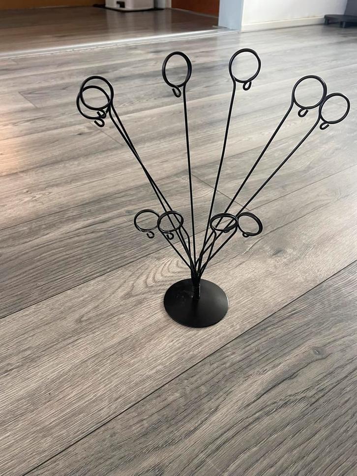 Z.g.a.n zwart metalen Standaard voor 10 Foto's of Kaarten, Huis en Inrichting, Woonaccessoires | Overige, Zo goed als nieuw, Ophalen