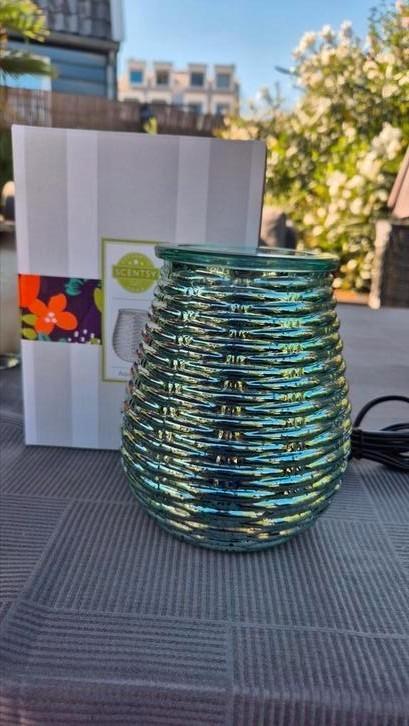 Gave scentsy lamp en waxwarmer in 1, Huis en Inrichting, Lampen | Overige, Nieuw, Ophalen of Verzenden