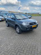 Hyundai Tucson 2.0 I 2WD 2008 Grijs airco LEZEN !, Auto's, Hyundai, Origineel Nederlands, Te koop, Zilver of Grijs, 1437 kg