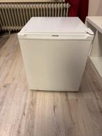 Mini koelkast met klein vriesvak, Witgoed en Apparatuur, Koelkasten en IJskasten, Ophalen, Minder dan 85 cm, Met vriesvak, Minder dan 75 liter