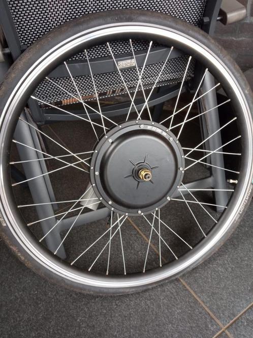 wiel motor en accu voor fiets, Fietsen en Brommers, Fietsonderdelen, Zo goed als nieuw, Algemeen, Wiel, Ophalen