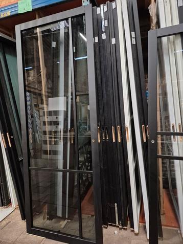88x231,5cm binnendeur opdek L staal look zwart rookglas SK34 beschikbaar voor biedingen